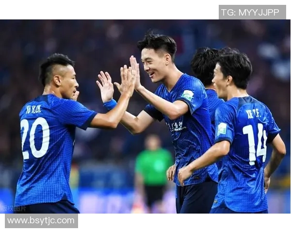 申花亚冠出局后国脚离队潮涌现一人主动申请加盟泰山队